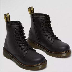 DR MARTEN DOC’S JUNIOR 1460 J SOFTY T LEATHER LACE UP BOOTS Size 4